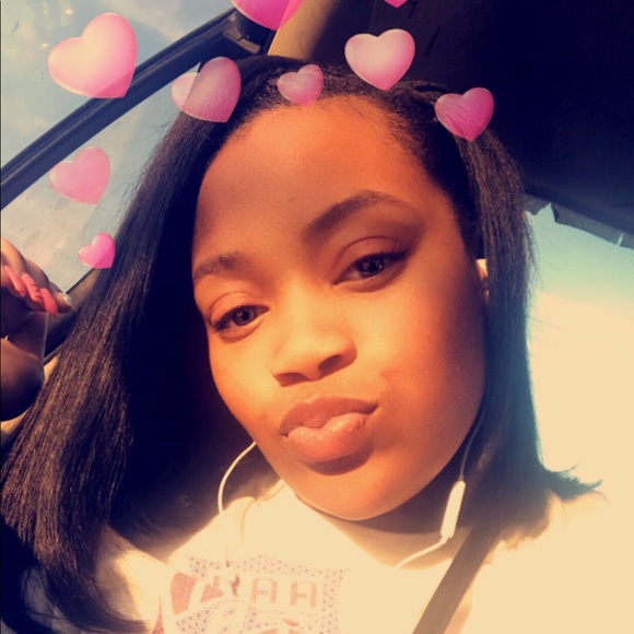 Meet your Posher, Matia - Picture 1 of 1